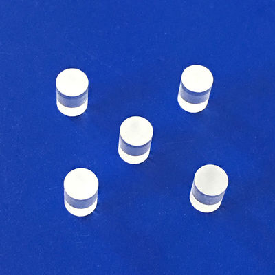 Endoskop Uygulamaları için UV'den Orta-Kızılötesi Geçirgenliğe Sahip ve ±0.005mm Çap Toleranslı Özel 10/5-60/40 Yüzey Kalitesinde Safir Çubuk Lens